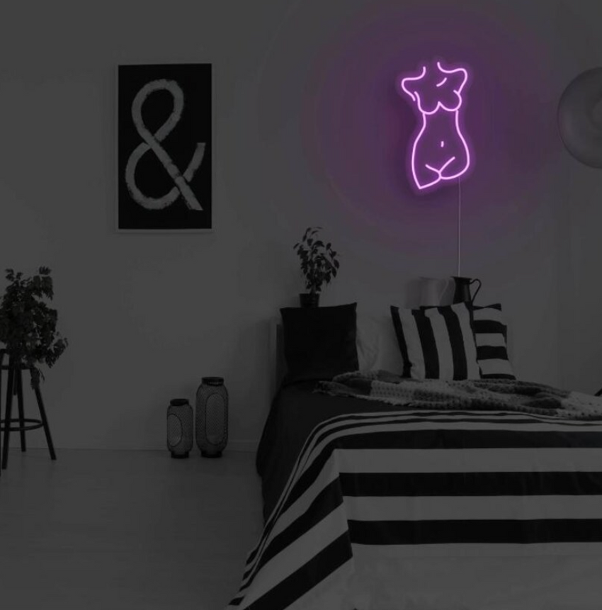 Kadın Heykeli LED Neon Işık - Modern Sanat Dekoru, Benzersiz Duvar Lambası, Ev ve Ofis Dekoratif Parçası, Kadınlar İçin Mükemmel Hediye