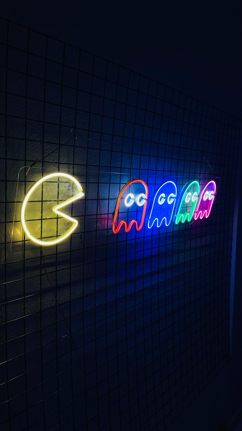 Pac-Man Neon Duvar Dekorasyonu