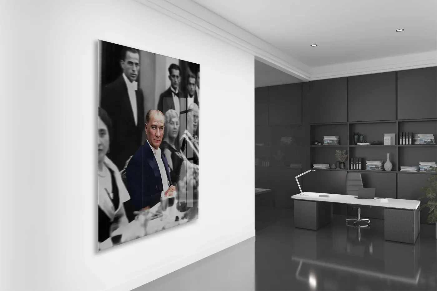 Diplomatik Davette Atatürk Cam Tablo – Devlet Adamlığı ve Modern Cumhuriyeti Yansıtan 4 mm Temperli Cam Duvar Dekoru -PeonyAta1016 — görsel 5