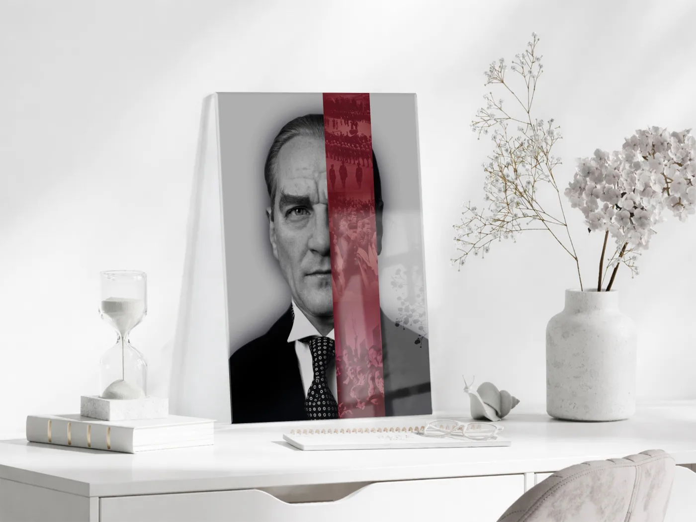 Atatürk Cam Tablo – Lider ve Millet Temalı, Kırmızı Şerit Detaylı 4 mm Temperli Cam Duvar Dekoru -PeonyAta1019 — görsel 4