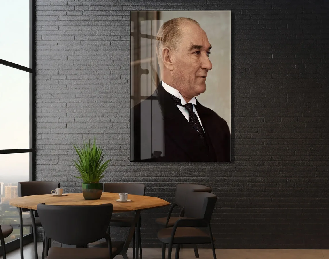 Atatürk Profil Portre Cam Tablo – Liderlik ve Vizyonu Yansıtan Modern 4 mm Temperli Cam Duvar Dekoru -PeonyAta1002 — görsel 6