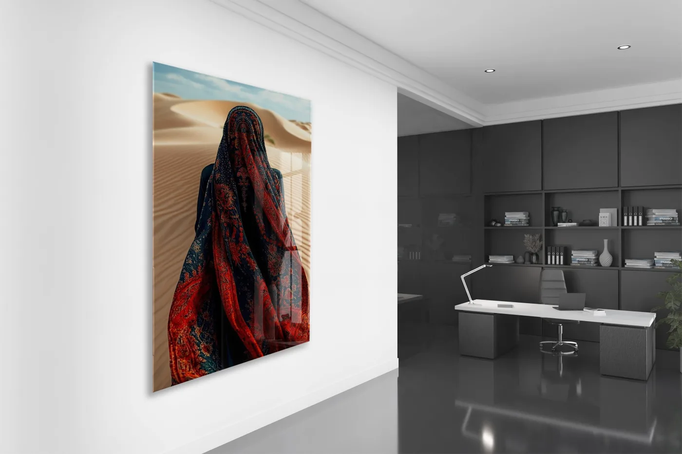 “Çölün Sessiz Tanığı” – Desenli Örtülü Kadın Figürü Cam Tablo - Peony065 — görsel 5