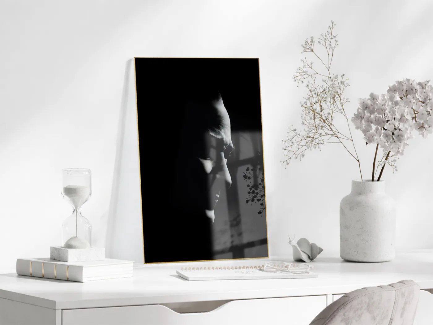 Karanlık Profil Atatürk Cam Tablo – Güçlü Işık ve Gölgeyle Liderliği Yansıtan 4 mm Temperli Cam Duvar Dekoru -PeonyAta1017 — görsel 4