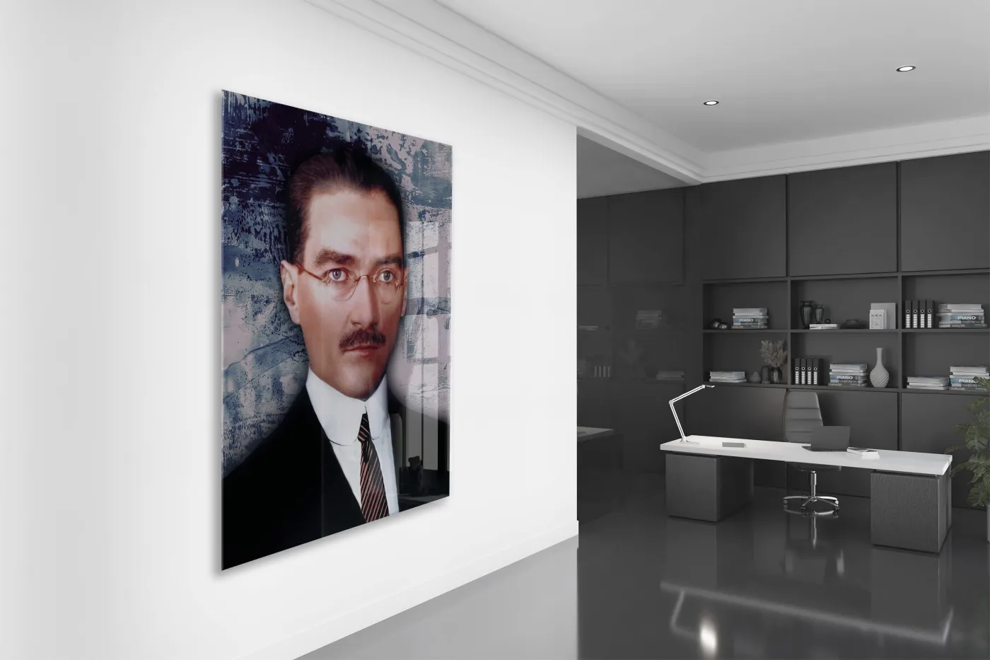Atatürk Cam Tablo – Gözlüklü Portre Tasarımı, 4 mm Temperli Cam Üzerine Modern ve Prestijli Duvar Dekoru -PeonyAta1021 — görsel 5