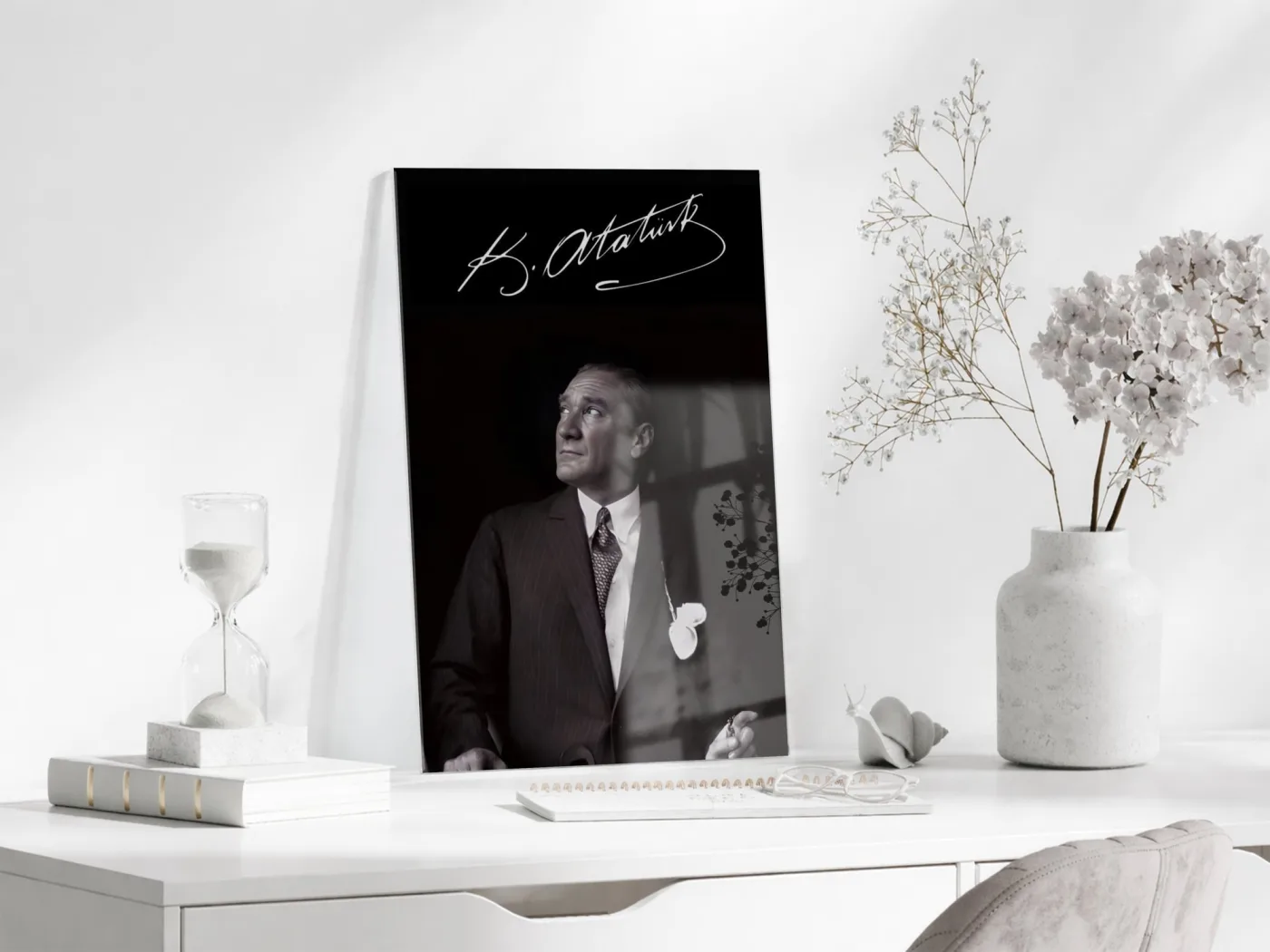 Atatürk İmzalı Cam Tablo – Siyah Beyaz Mustafa Kemal Atatürk Portresi-PeonyAta1346 — görsel 4