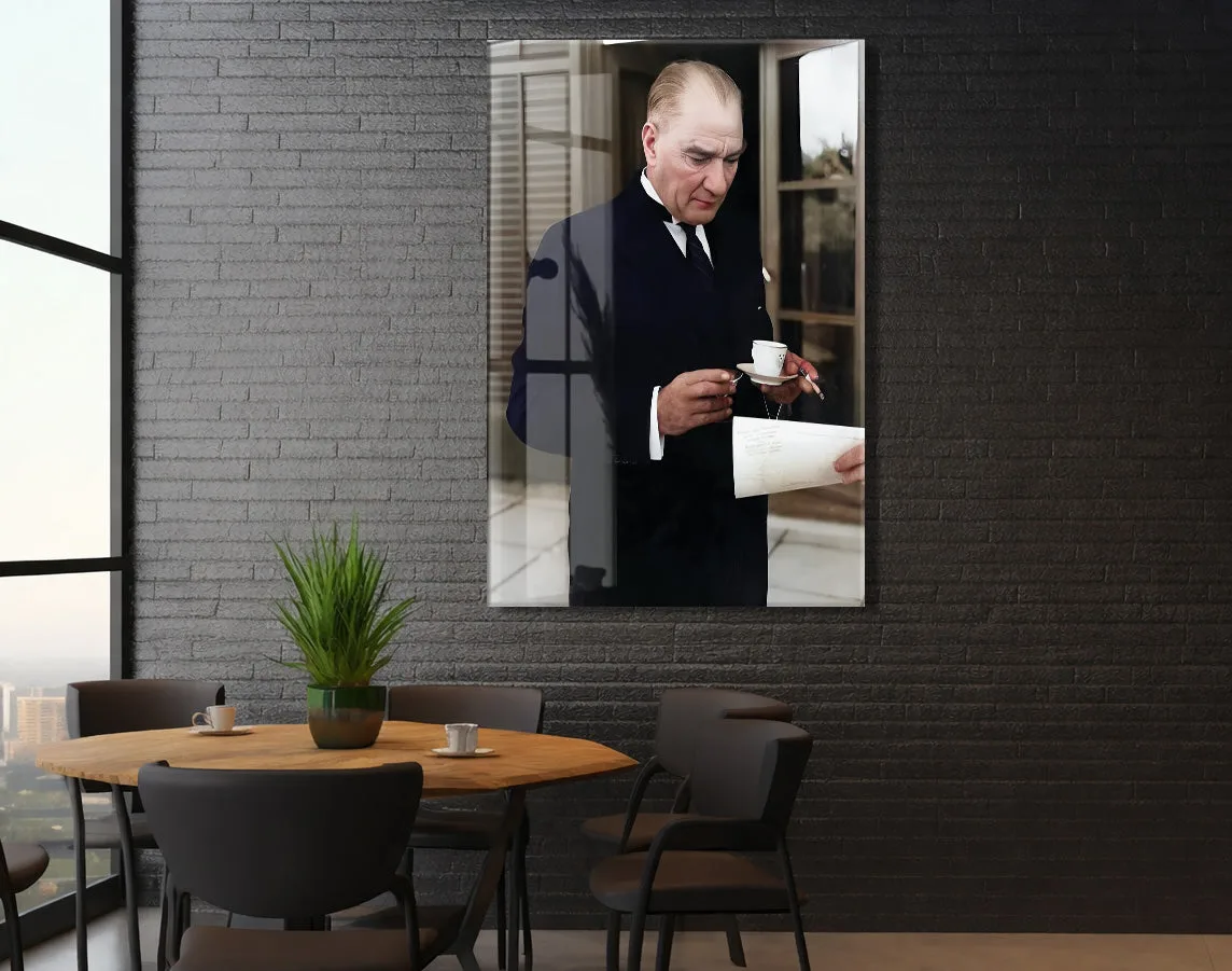 Atatürk Cam Tablo – Çalışma Anı Tasarımı, 4 mm Temperli Cam Üzerine Zarif ve Prestijli Duvar Dekoru -PeonyAta1024 — görsel 6
