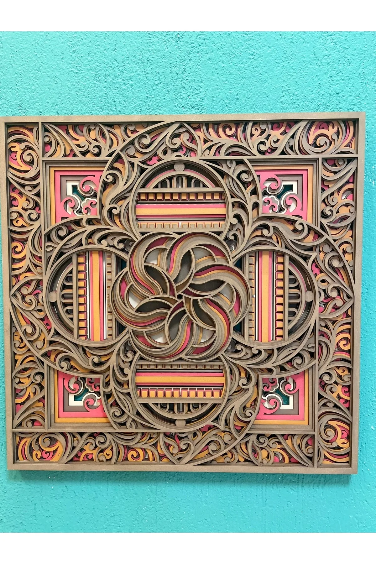 Mandala Ahşap Duvar Tablosu | 8 Katmanlı Lazer Kesim | El Boyaması Katmanlı Dekor — görsel 3