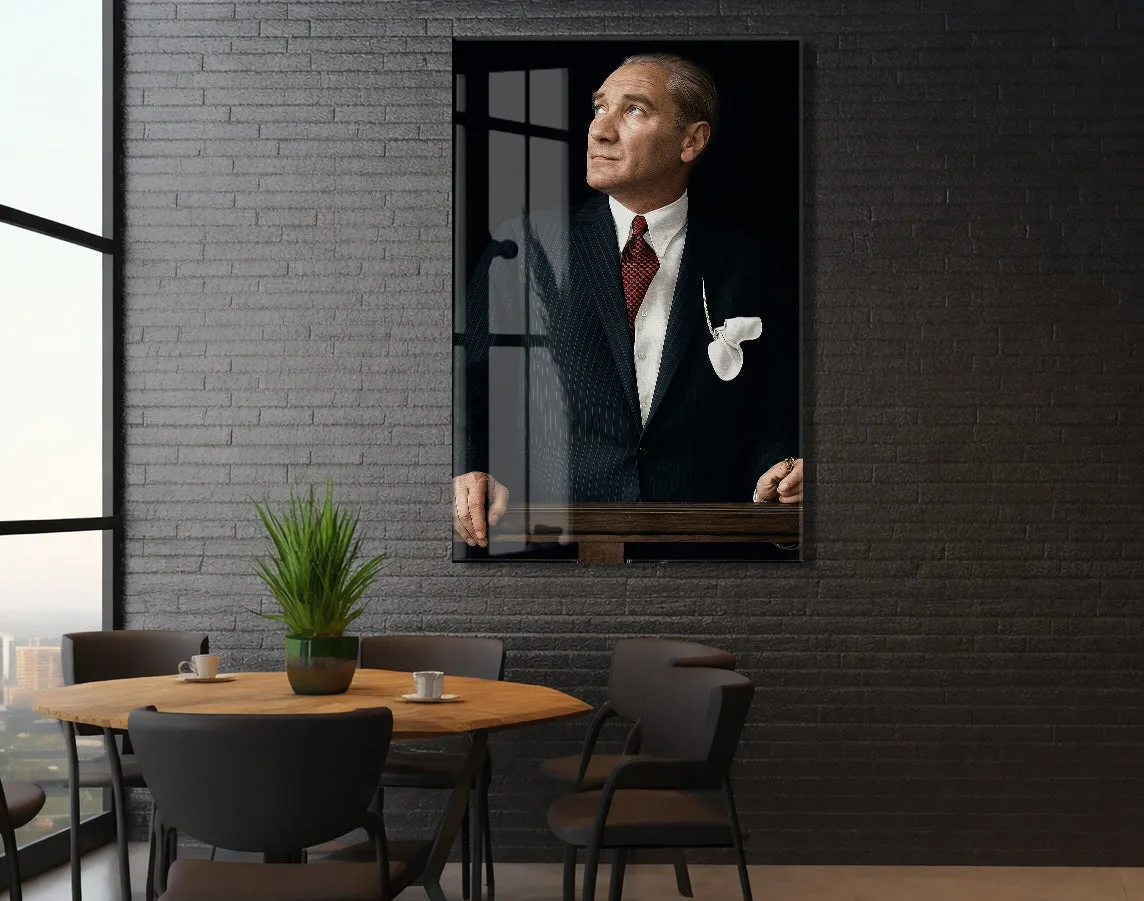 Yukarı Bakan Atatürk Cam Tablo – Umut ve Gelecek Vizyonunu Yansıtan 4 mm Temperli Cam Duvar Dekoru -PeonyAta1018 — görsel 6