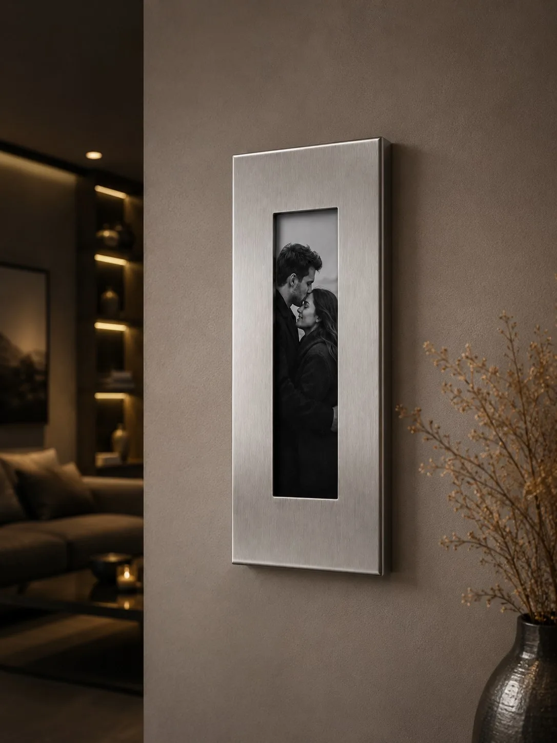 LINEA | Paslanmaz Çelik Fotoğraf Çerçevesi – Modern Metal Duvar Çerçevesi 14x34 cm — görsel 6