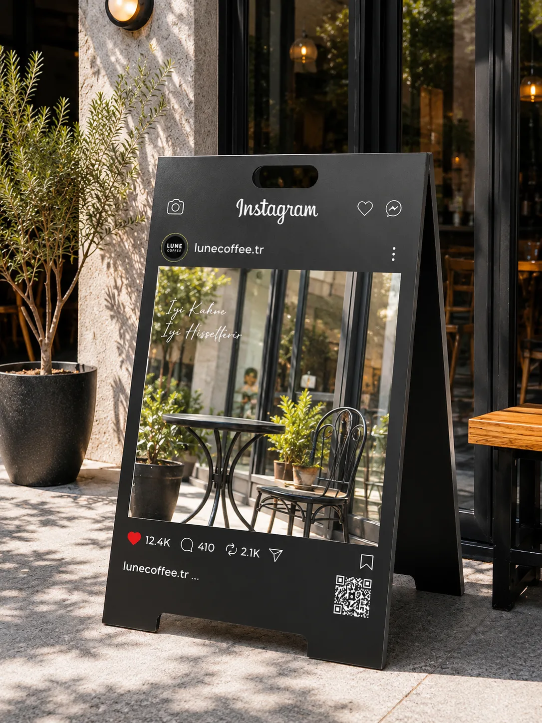 Instagram A Tabela - QR Kodlu Kişiye Özel İşletme Karşılama Tabelası — görsel 3