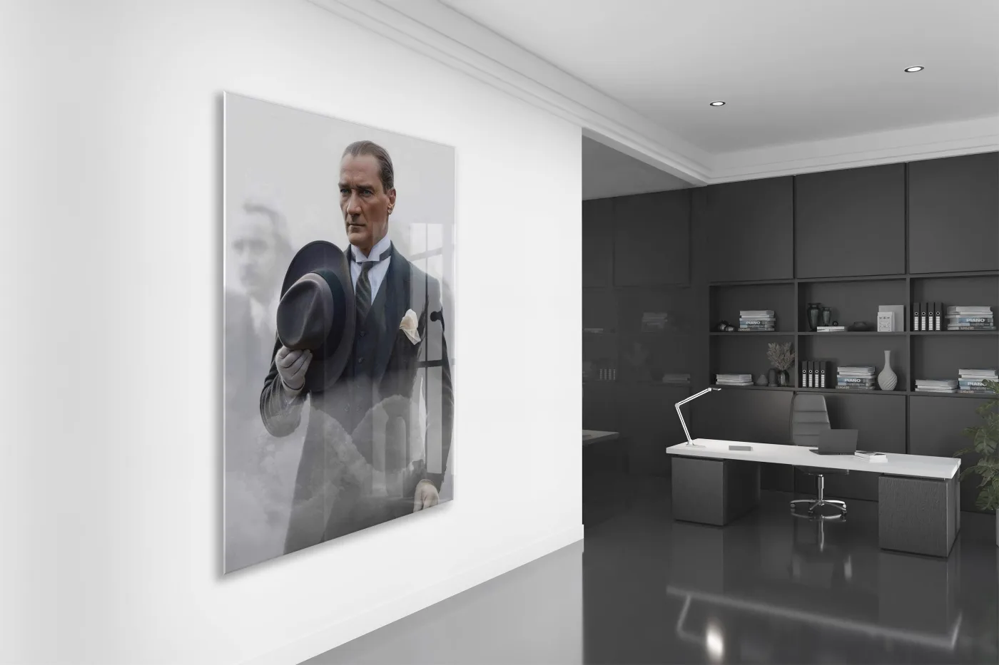 Atatürk Şapkalı Portre Cam Tablo | Zarif ve Güçlü Atatürk Tasviri, Modern Duvar Dekoru, UV Baskı Temperli Cam PeonyAta048 — görsel 5