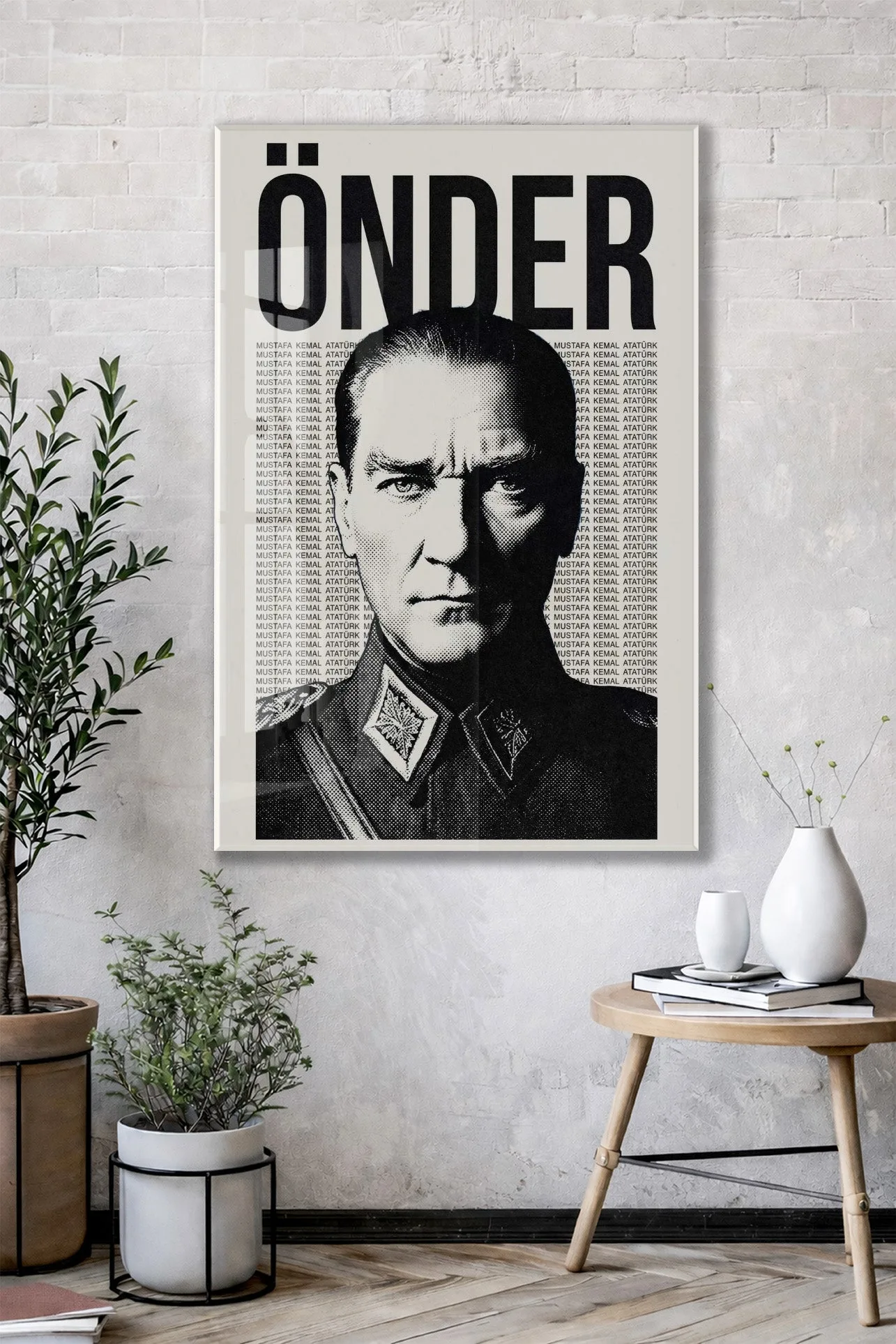 Mustafa Kemal Atatürk Önder Cam Tablo – Modern Tipografik Atatürk Duvar Dekoru -PeonyAta072 — görsel 2