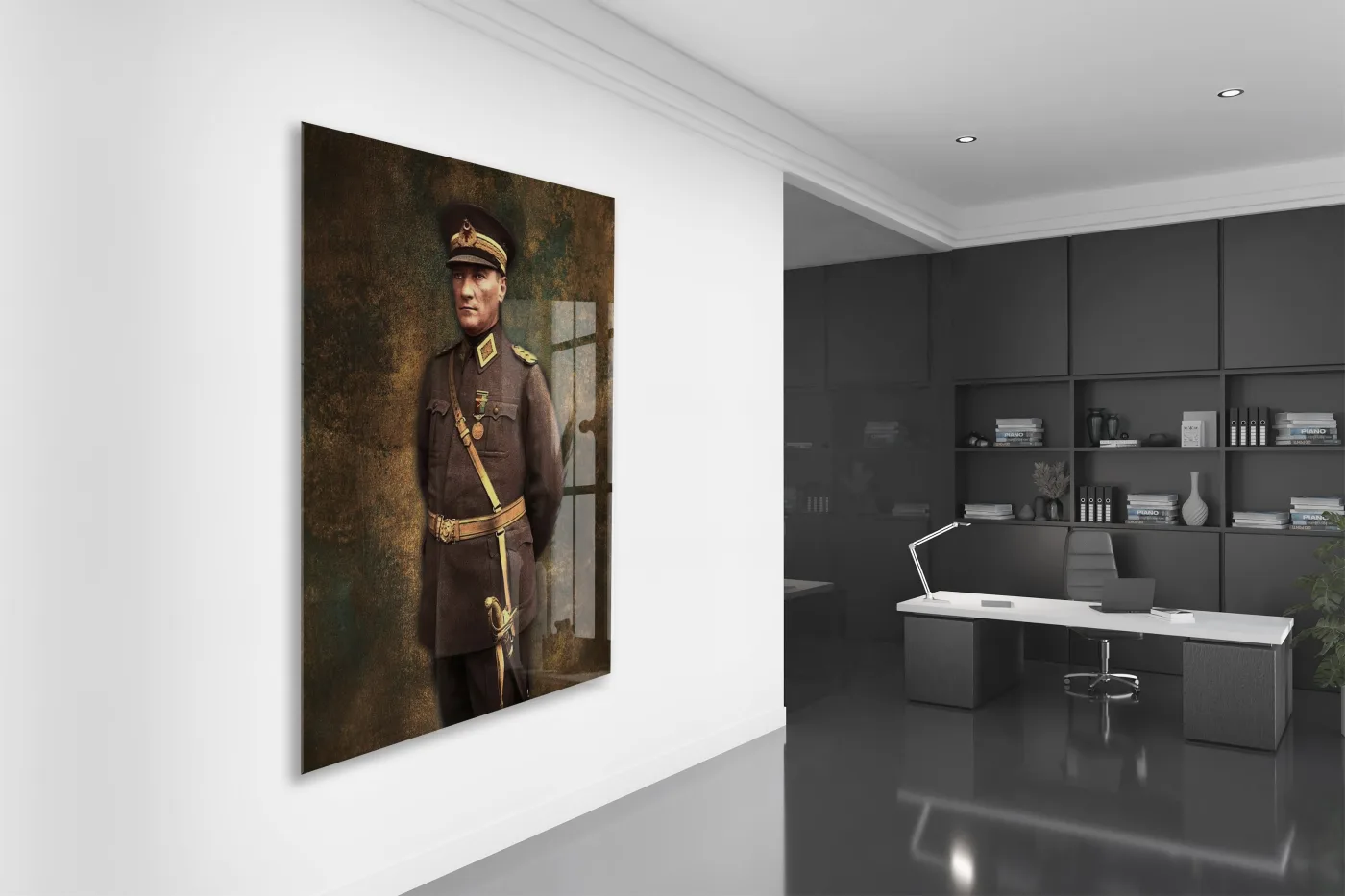 Tam Boy Askerî Üniformalı Atatürk Cam Tablo – Komutanlık ve Otoriteyi Yansıtan 4 mm Temperli Cam Duvar Dekoru -PeonyAta1015 — görsel 5