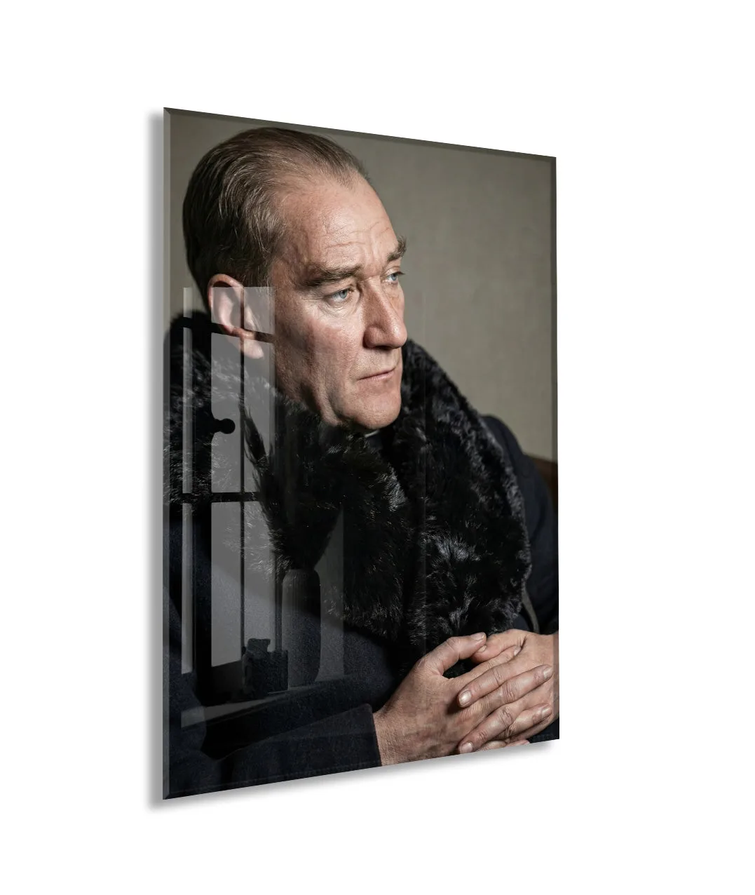 Mustafa Kemal Atatürk Portre Cam Tablo | Renkli 4 mm Temperli UV Baskılı Premium Duvar Dekoru -PeonyAta1310 — görsel 1