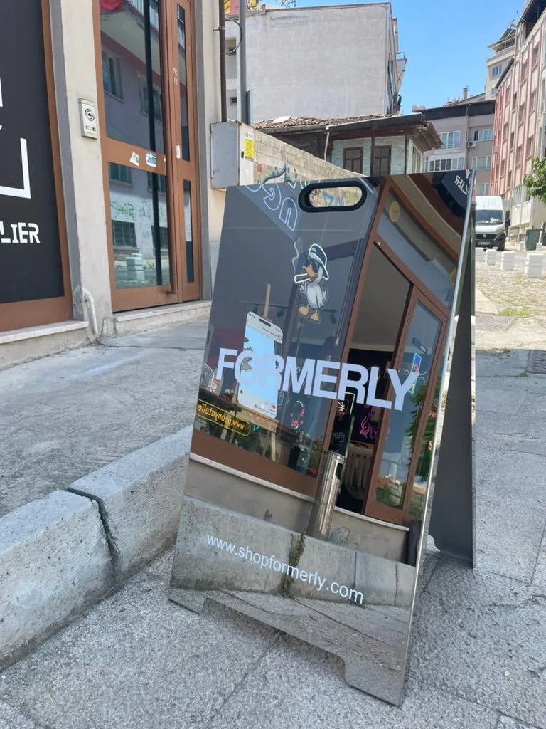Dış Mekan Metal Kaldırım Tabelası | Aynalı Paslanmaz A Tabela | 3 Farklı Boy | İşletme Önü Reklam Tabelası — görsel 1
