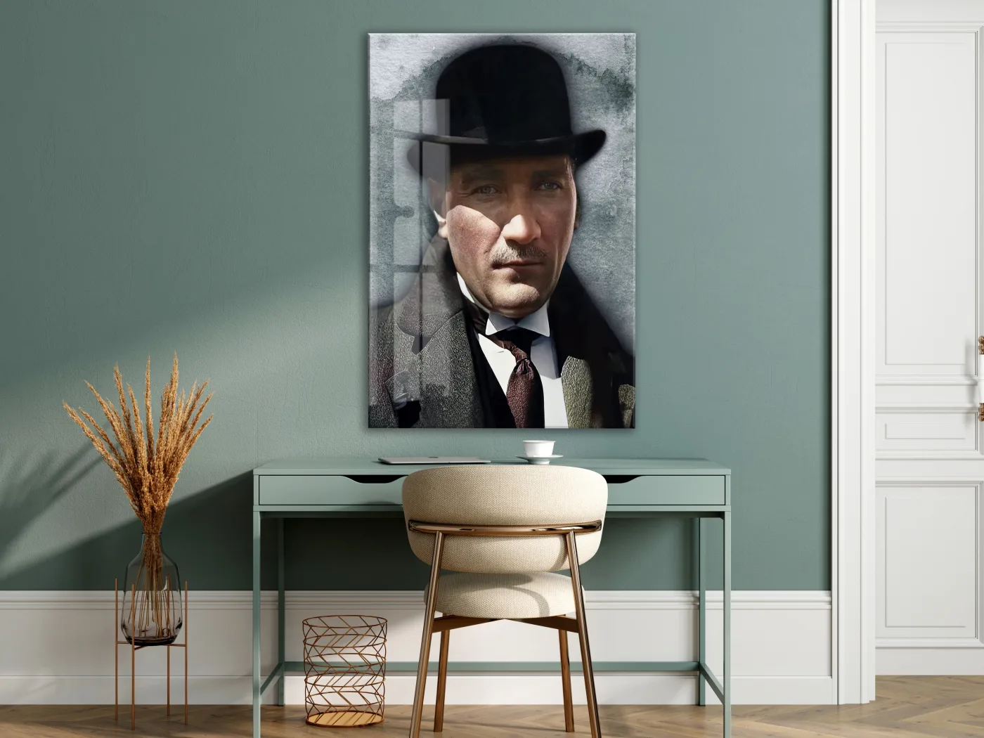 Atatürk Fötr Şapkalı Portre Cam Tablo – Modern ve Zamansız 4 mm Temperli Cam Duvar Dekoru -PeonyAta1001 — görsel 7