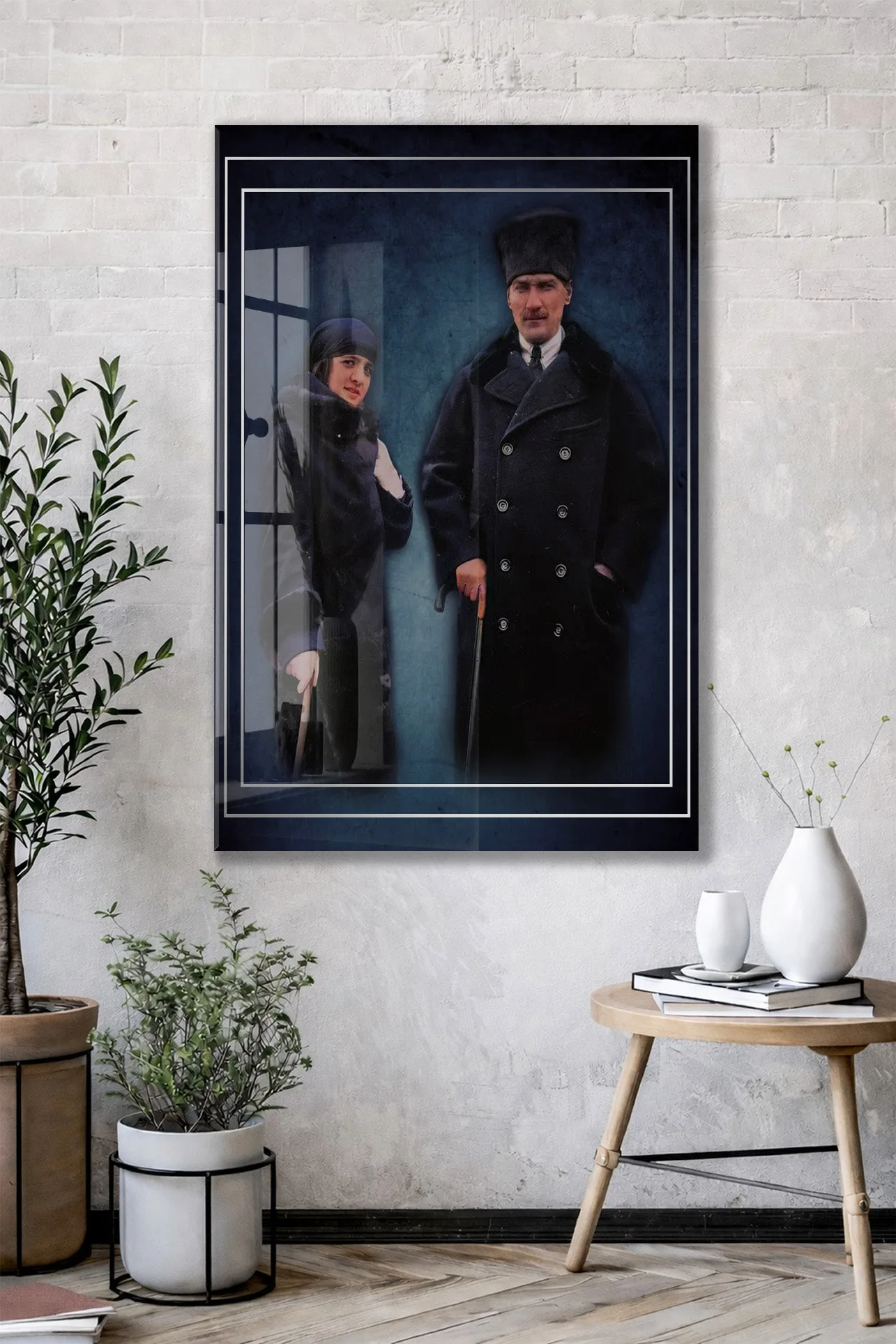 Atatürk ve Latife Hanım Cam Tablo – Cumhuriyet Dönemini Yansıtan Prestijli 4 mm Temperli Cam Duvar Dekoru -PeonyAta1004 — görsel 3