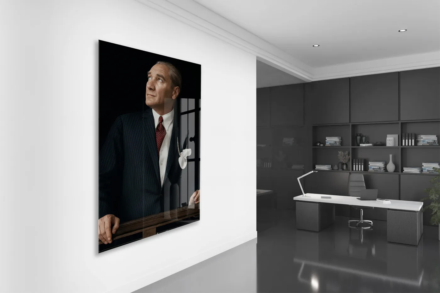 Yukarı Bakan Atatürk Cam Tablo – Umut ve Gelecek Vizyonunu Yansıtan 4 mm Temperli Cam Duvar Dekoru -PeonyAta1018 — görsel 5