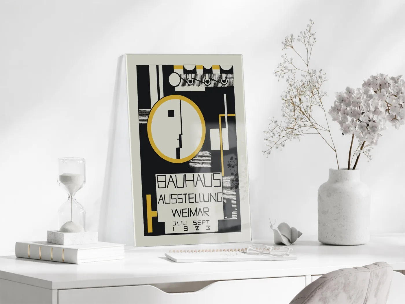 Bauhaus Tarzı Geometrik Cam Tablo | Minimalist Modern UV Baskılı Temperli Cam Duvar Dekoru - Peony162 — görsel 3