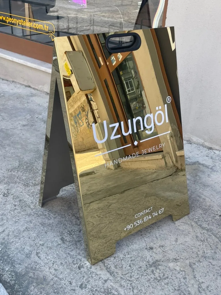 Aynalı Gold Paslanmaz A Tabela | Lüks Metal Kaldırım Tabelası | Dış Mekan Reklam Standı | 3 Boy Seçeneği — görsel 2