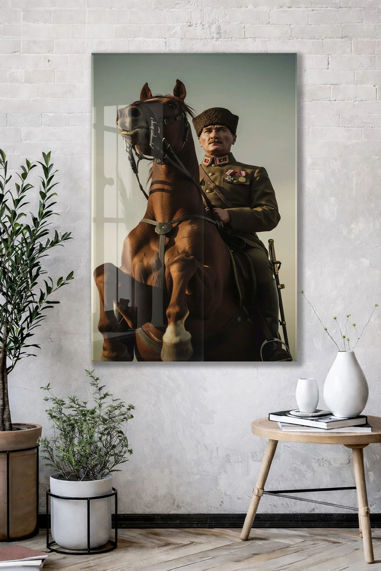 Mustafa Kemal Atatürk Cam Tablo – Liderlik, Cesaret ve Milli Mücadele Ruhunu Yansıtan Tarihi ve Sanatsal Duvar Dekoru -PeonyAta041 — görsel 3