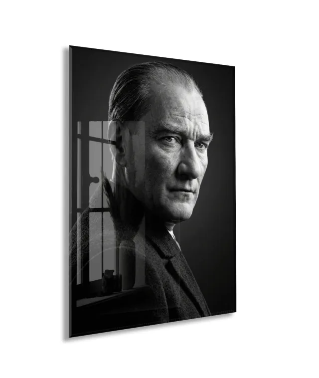 Mustafa Kemal Atatürk Portre Cam Tablo | 4 mm Temperli UV Baskılı Premium Duvar Dekoru-PeonyAta1302