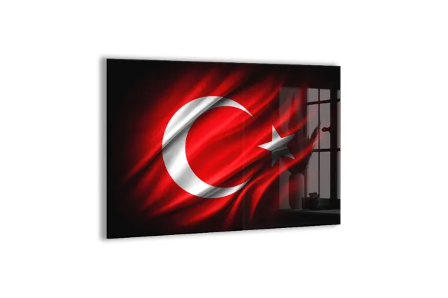Dalgalanan Türk Bayrağı Cam Tablo | 4 mm Temperli UV Baskılı Premium Modern Duvar Dekoru -PeonyAta1315